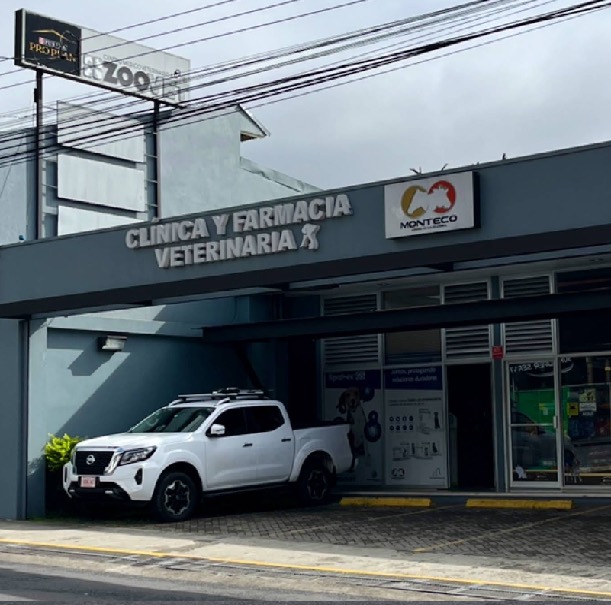 Fachada de Veterinaria Zoovet en Cartago